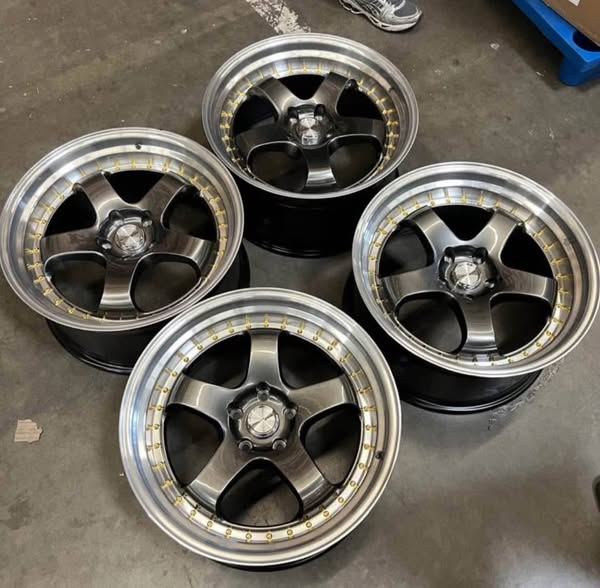 556870122_122195172140340940_5686064332002147896_n